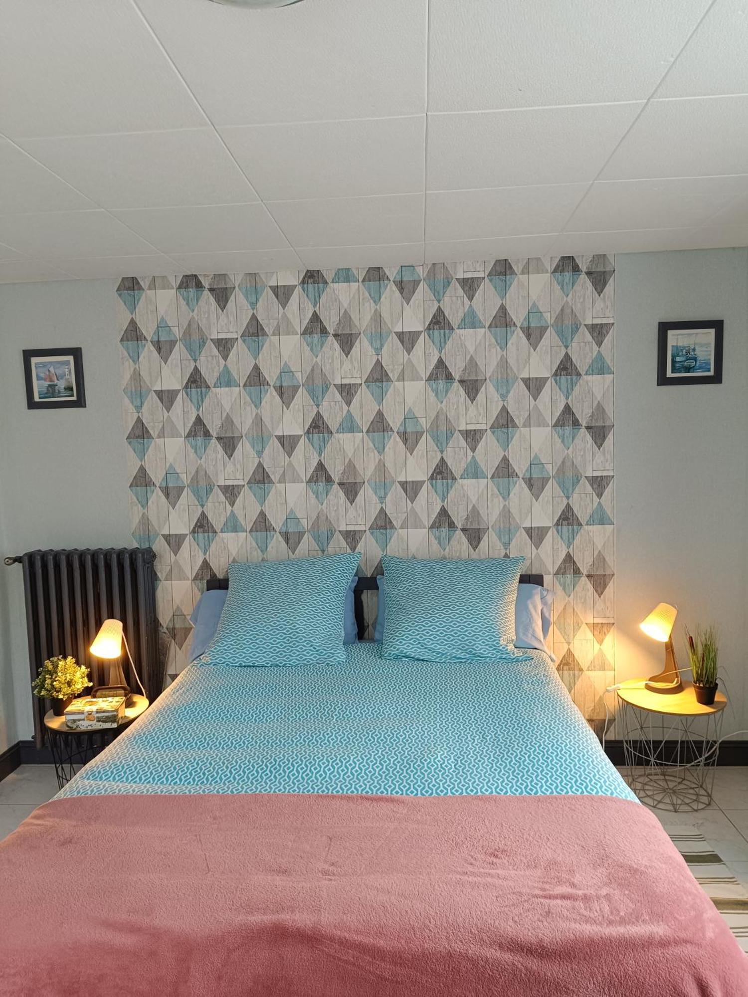 Bed and Breakfast L'Accueil Gueron Экстерьер фото